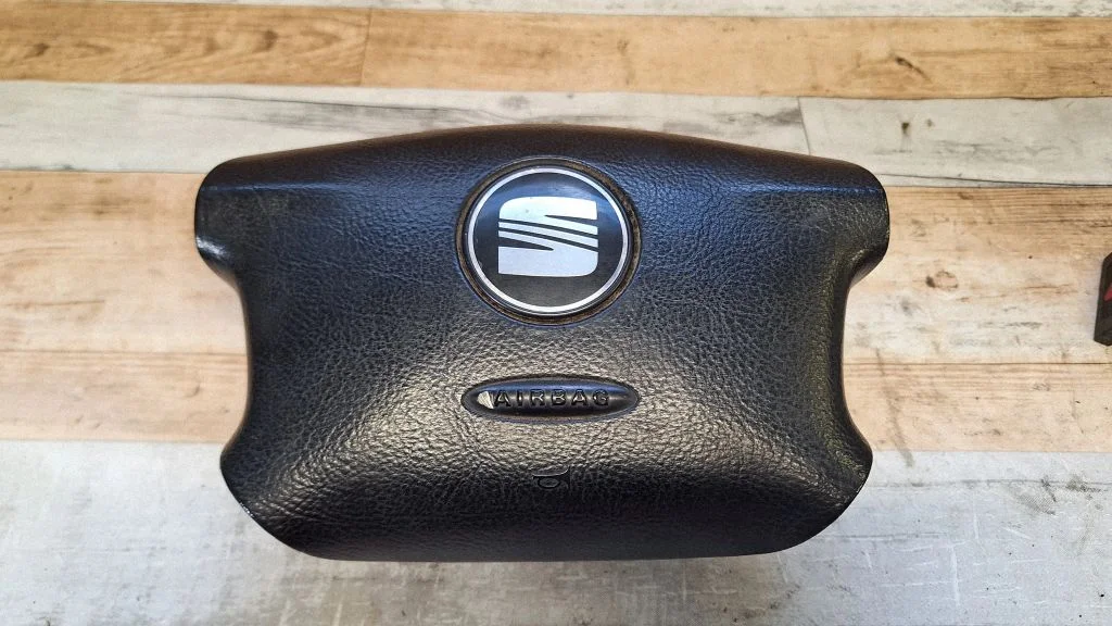 Steering wheel airbag – Seat Alhambra (Mk1) (1996-2010)