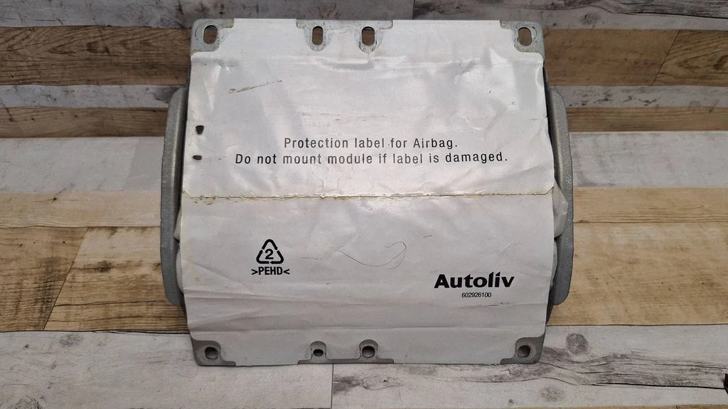 Passenger airbag 8623350