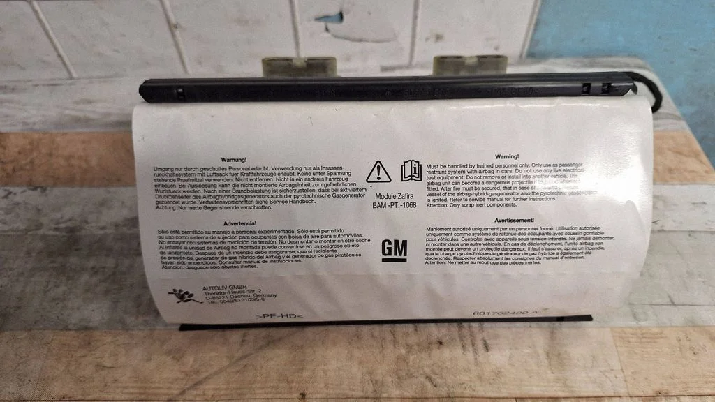 Poduszka powietrzna pasażera – Opel Zafira B (2005-2014)