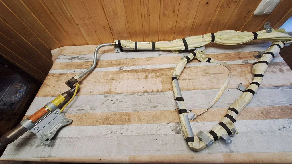 Jumta drošības spilvens (aizkars) C23557KN0