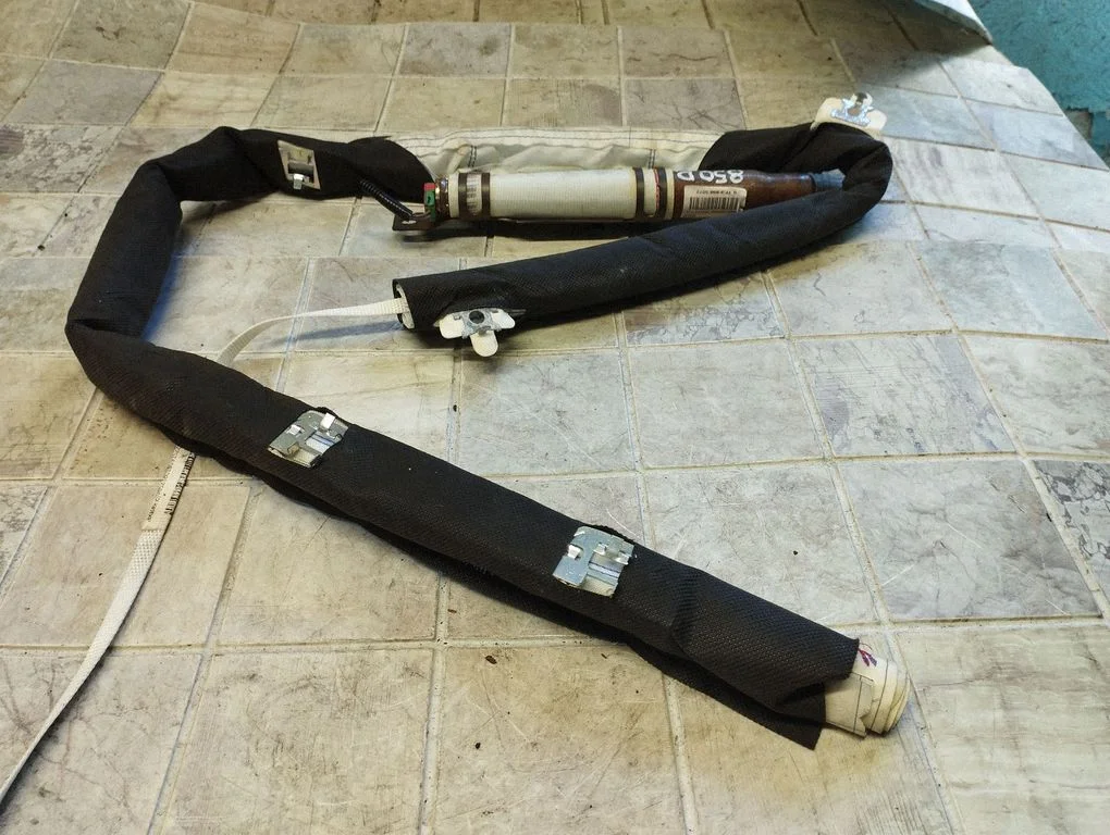Roof airbag – Renault Megane III (2009-2016)