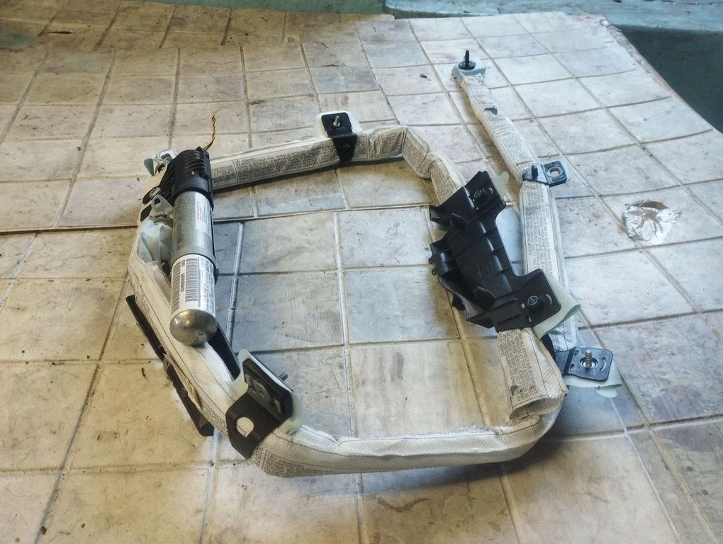 Roof airbag 1016534720114