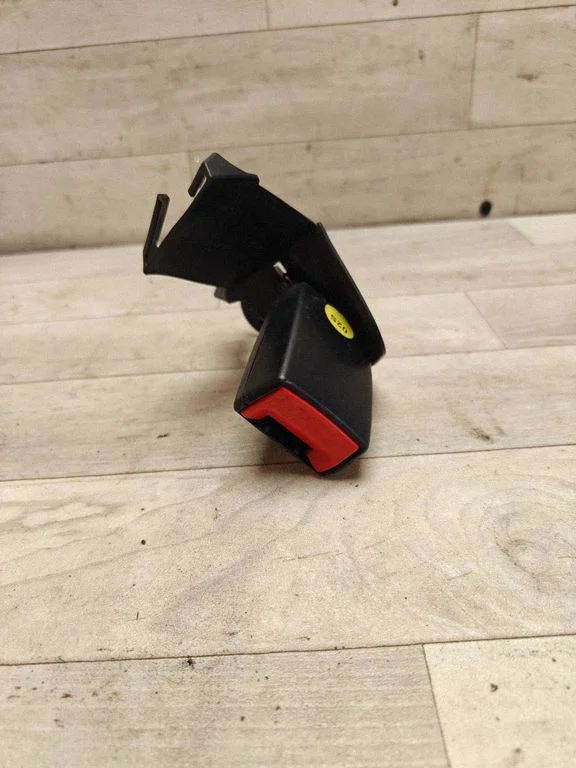Rear seatbelt buckle 4F0857740D