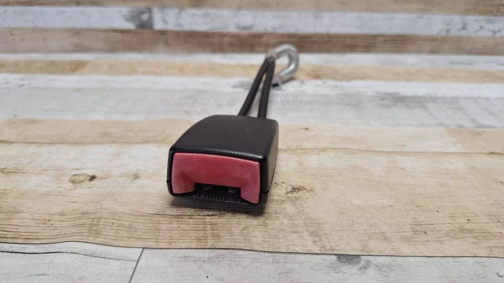 Rear seatbelt buckle 1C0858493A