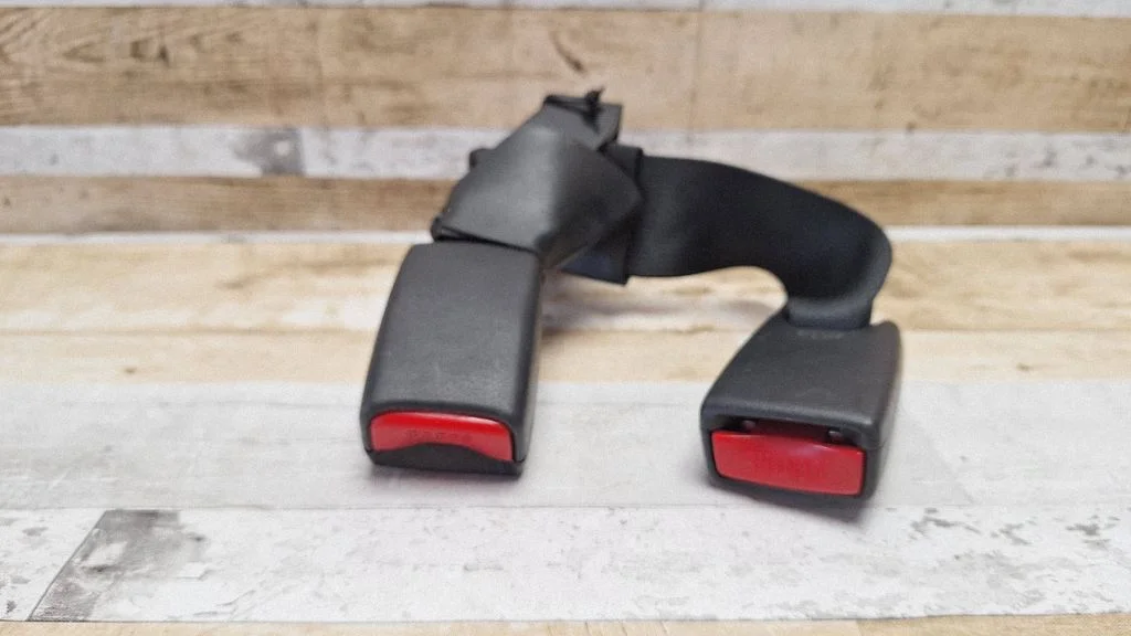 Rear seatbelt buckle – rear left