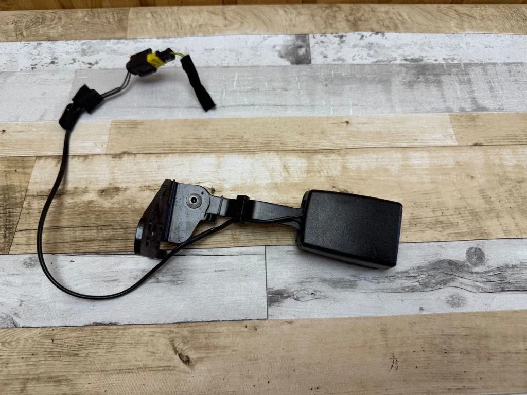 Tagumise turvavöö pannal – Citroen C5 (2008-2016)
