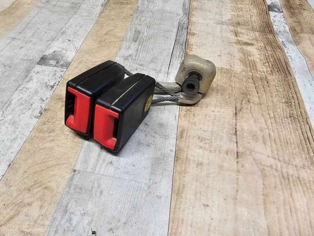 Rear seatbelt buckle 3C0857739B