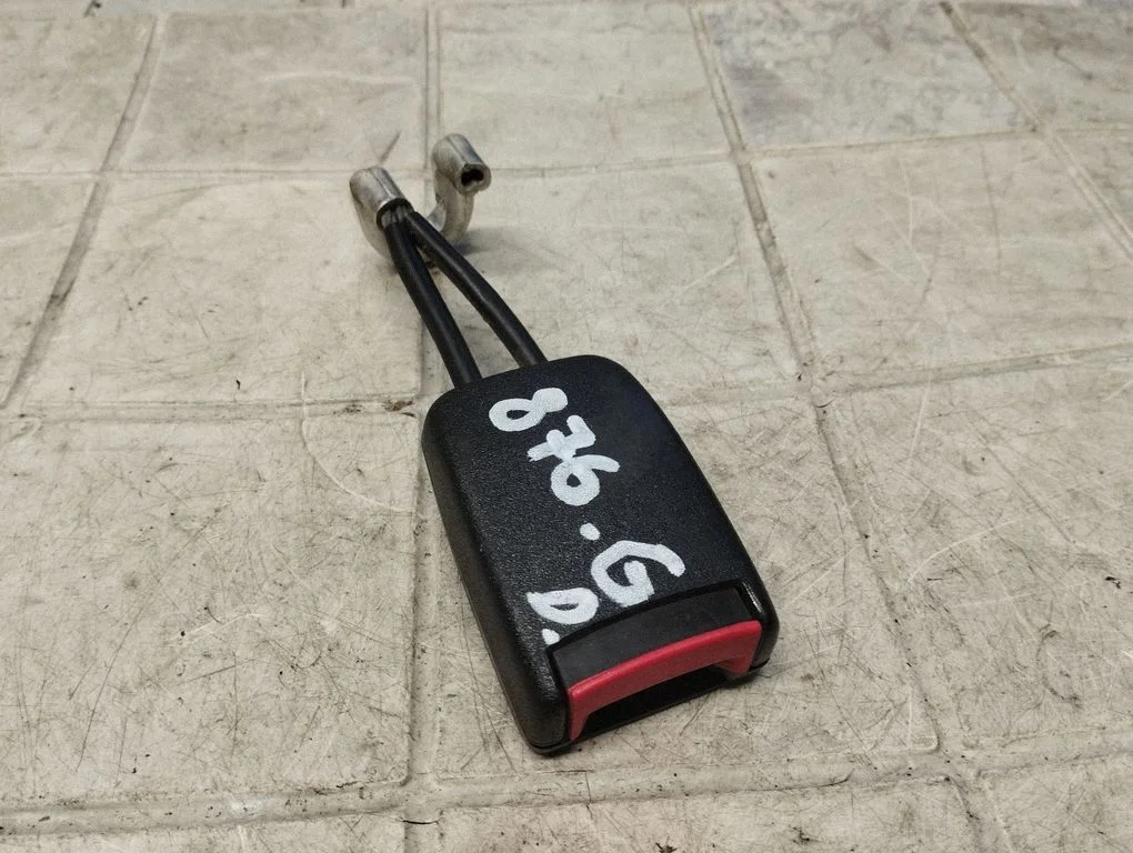 Zapięcie pasa tylne 3B0857740