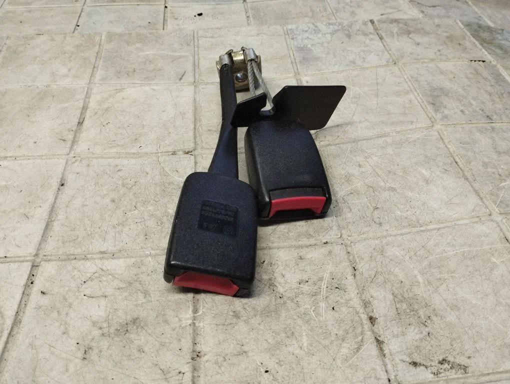 Zapięcie pasa tylne 3B0857739A