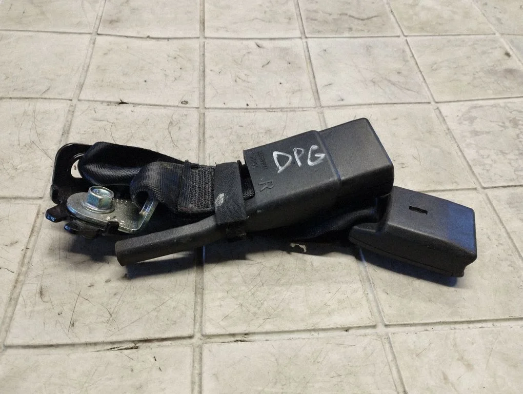 Rear seatbelt buckle – Subaru Forester SH (2008-2013)
