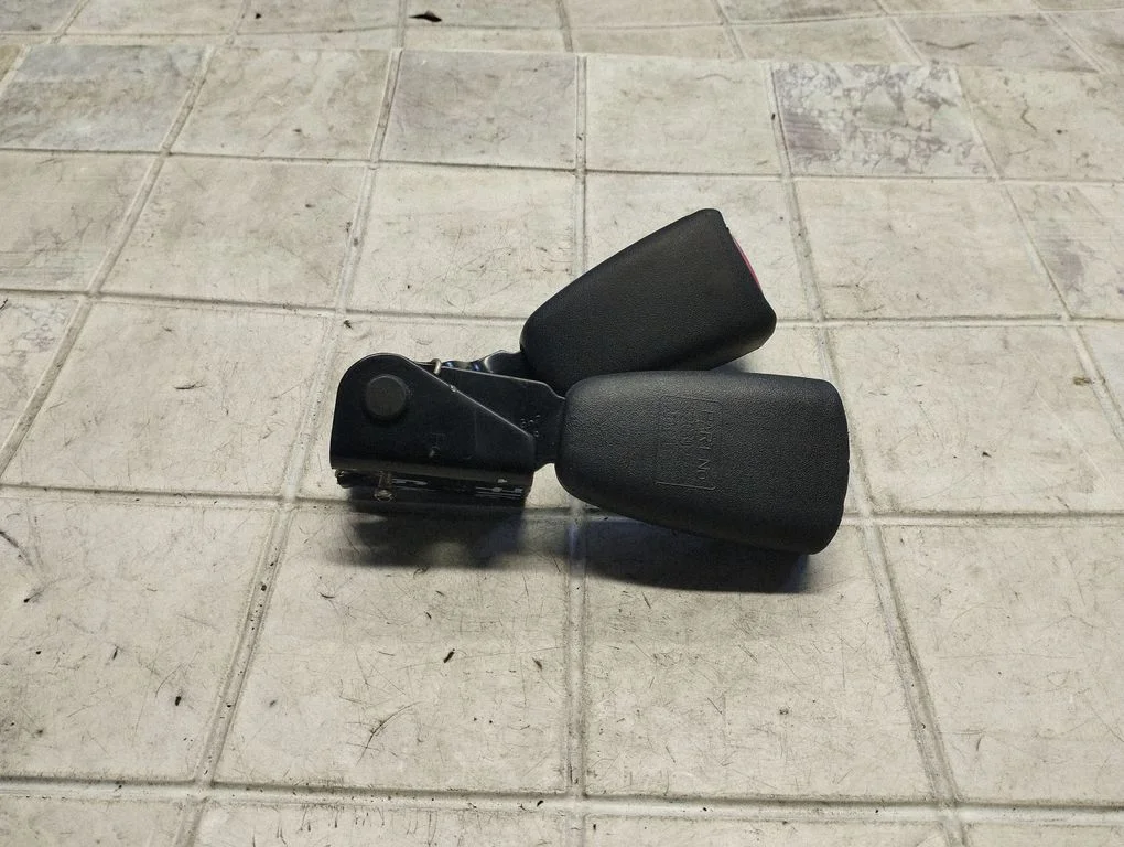 Tagumise turvavöö pannal – Saab 9-5 (2006-2010)
