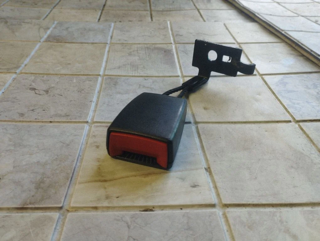 Tagumise turvavöö pannal – Opel Vectra C (2005-2009)