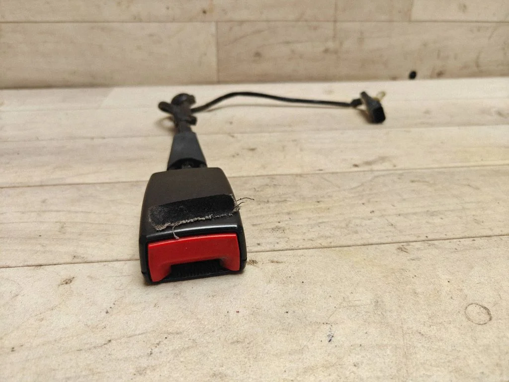 Eesmise turvavöö pannal – Ford Mondeo MK V (2014-)