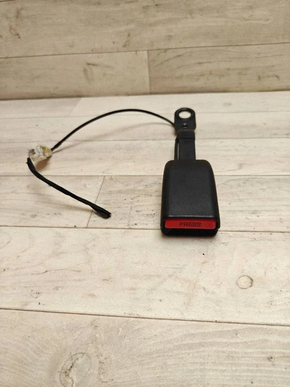 Eesmise turvavöö pannal 96845112XT
