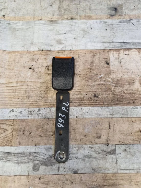 Front seatbelt buckle – Seat Alhambra (Mk1) (1996-2010)
