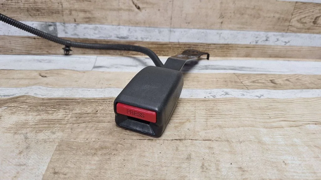 Front seatbelt buckle – Honda Civic (2006-2011)