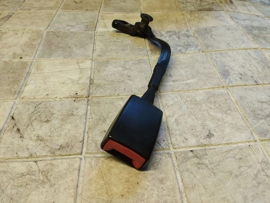 Priekšējās drošības jostas sprādze 3B0858471J