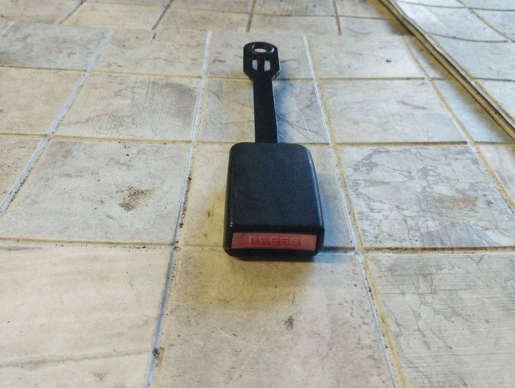 Zapięcie pasa przednie A9132AC39