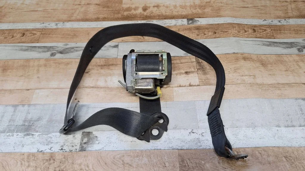 Front seatbelt – Audi A6 Allroad C5 (1999-2005)