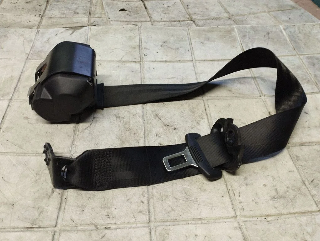 Front seatbelt 6Q0857805A