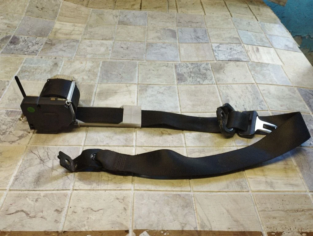 Front seatbelt TRW2943594D