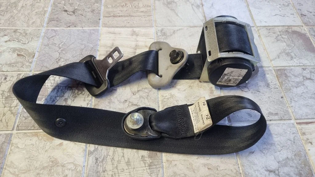 Front seatbelt 603157000