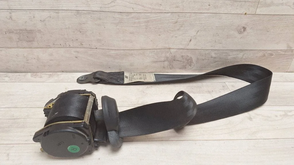 Rear seatbelt 7M0857812E