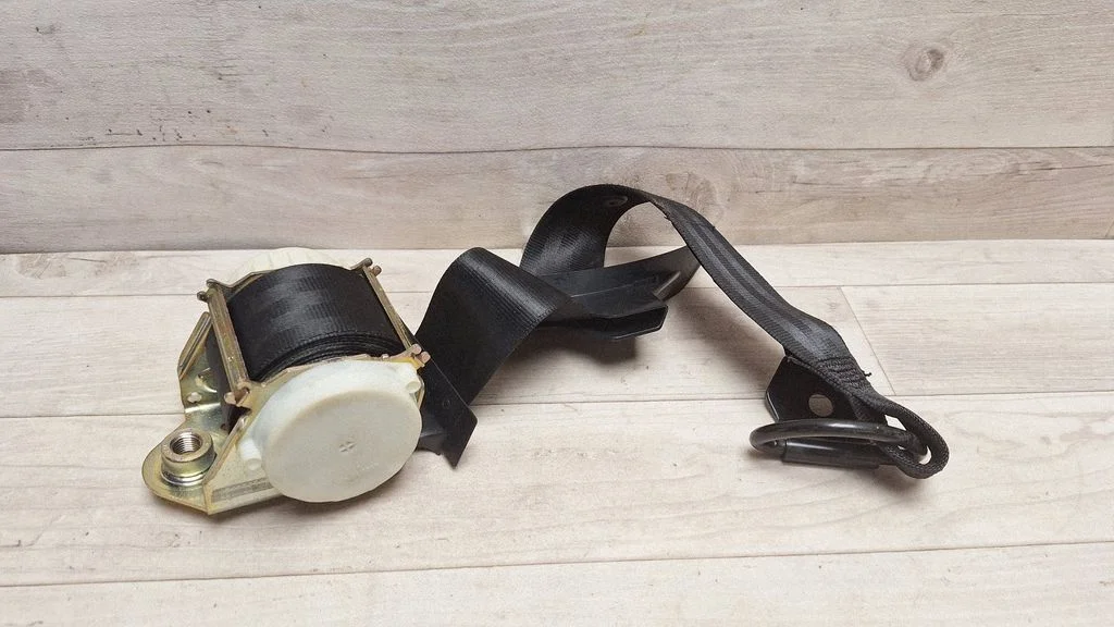 Rear seatbelt – Volkswagen Passat B5.5 (2001-2005)
