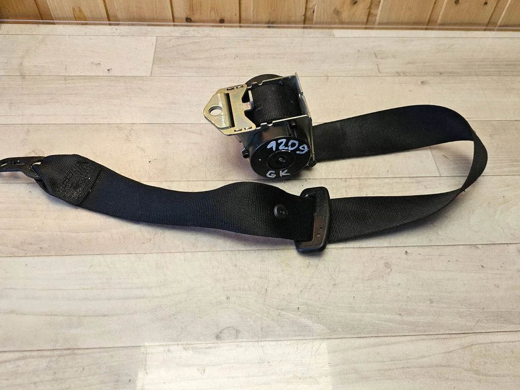 Tagumine turvavöö 603273700