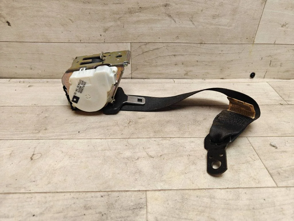 Tagumine turvavöö – BMW X3 E83 (2003-2010)