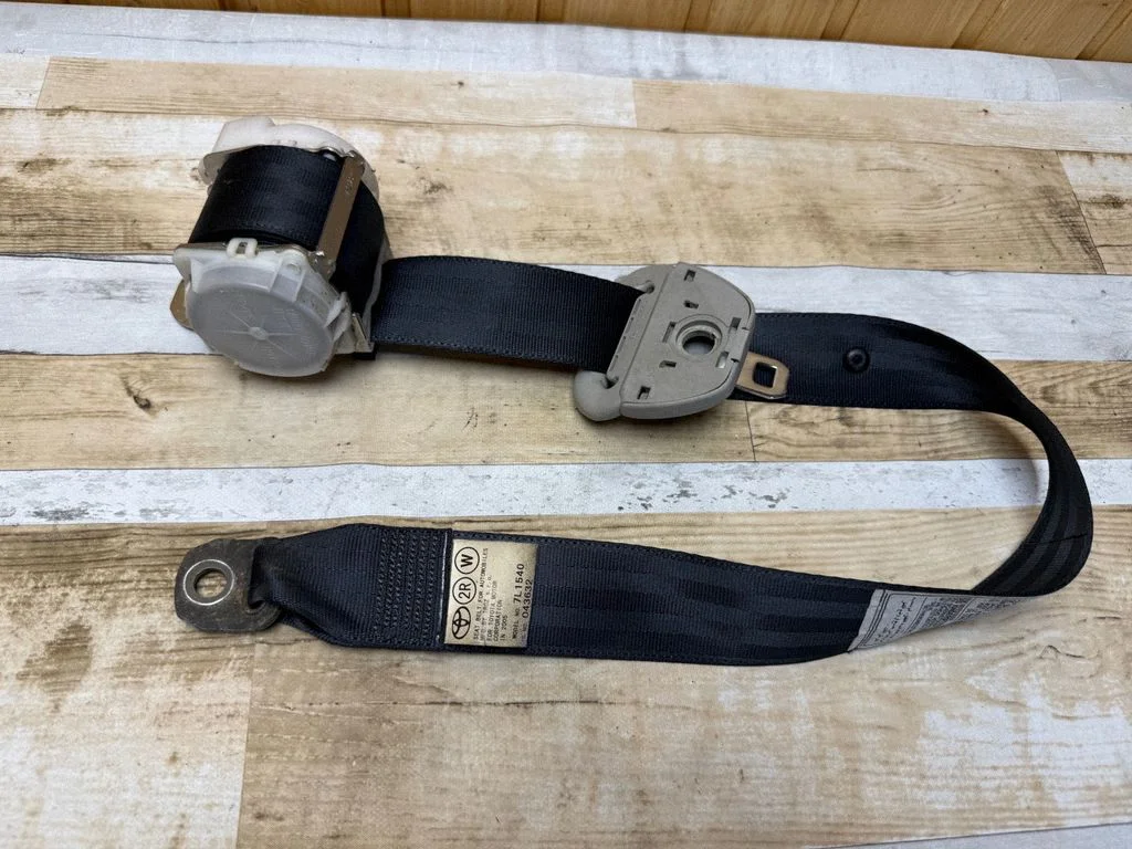 Rear seatbelt 0433086