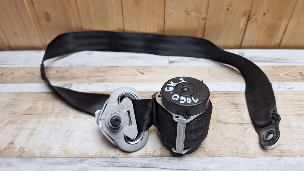 Rear seatbelt – Ford Galaxy (2000-2006)