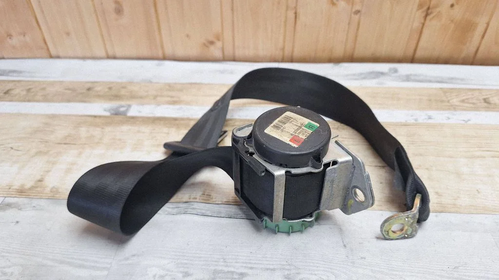 Tagumine turvavöö 602036200C