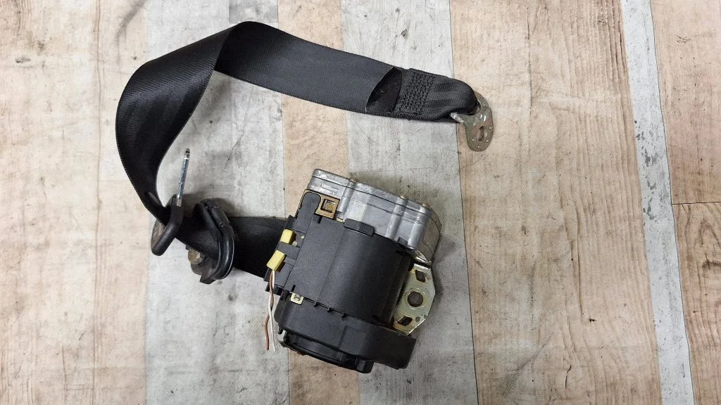 Rear seatbelt – Audi A3 S3 8L (1996-2003)