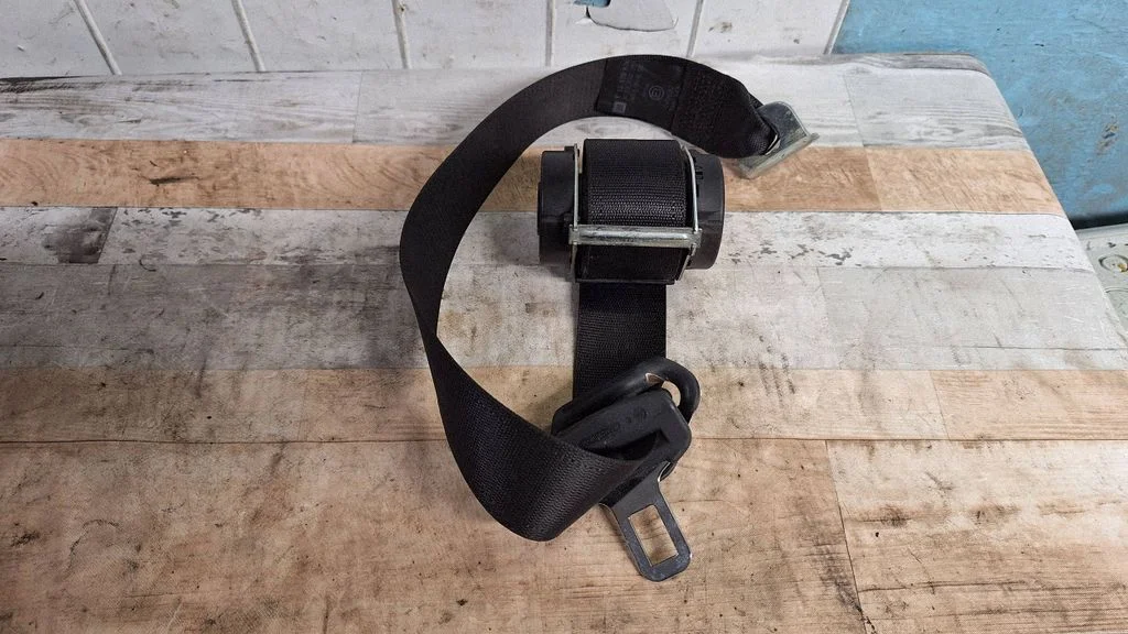Rear seatbelt 602592300