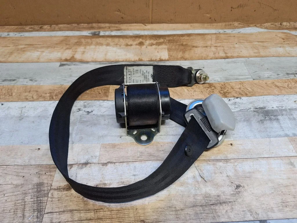 Rear seatbelt 7M3857812C