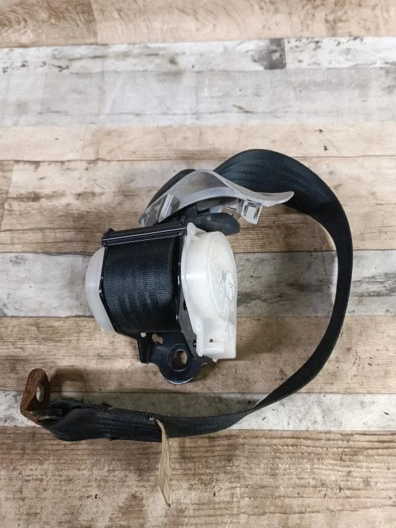 Rear seatbelt 0434090