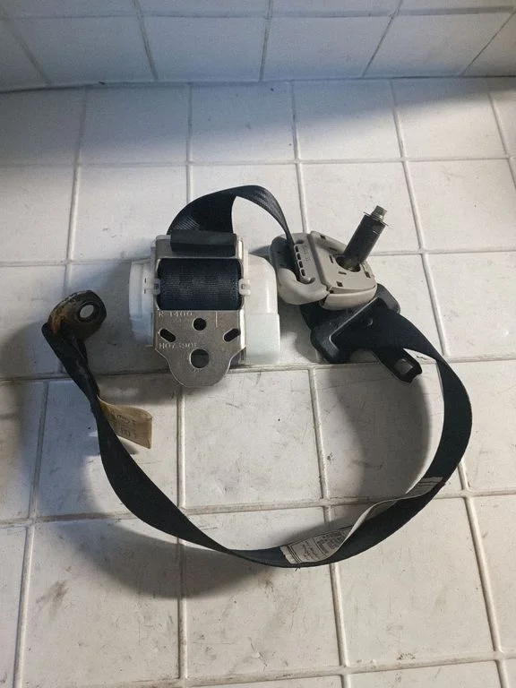 Rear seatbelt 0433086