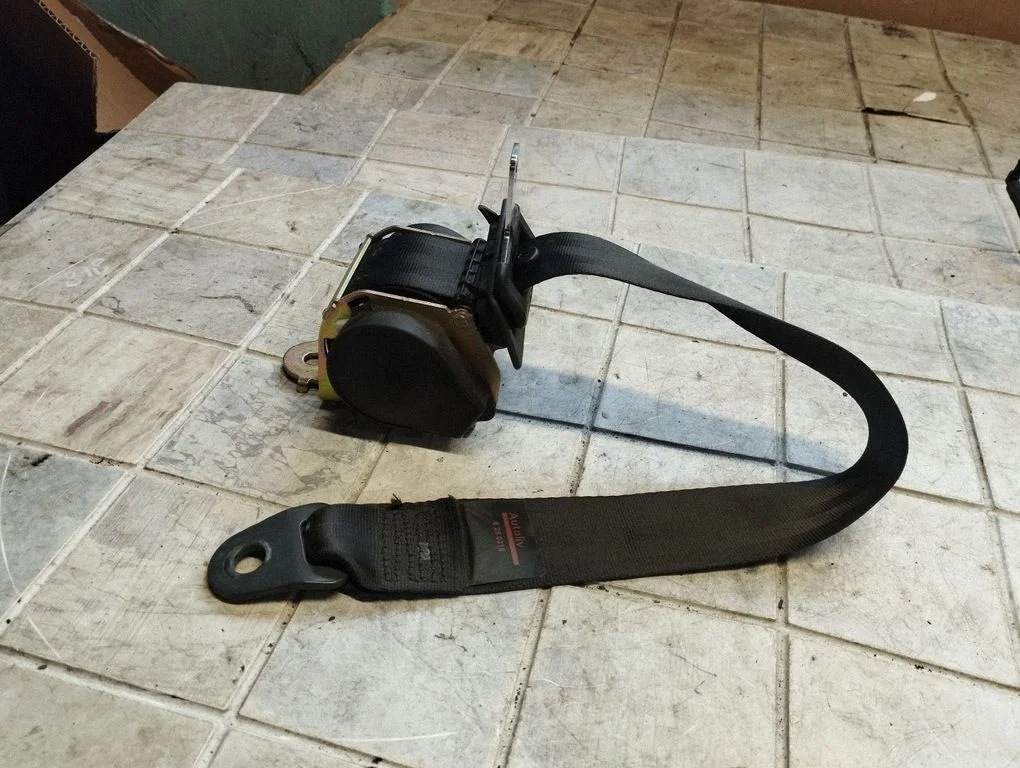 Aizmugurējā drošības josta 96440739XX
