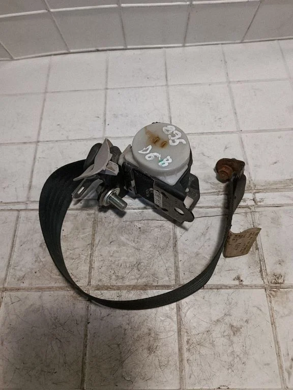 Rear seatbelt 0434090