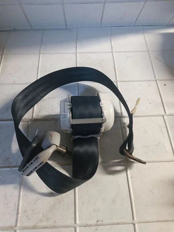 Rear seatbelt 0433086