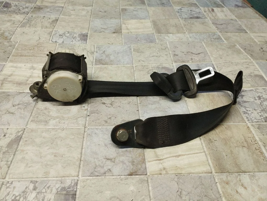Tagumine turvavöö 9682053680