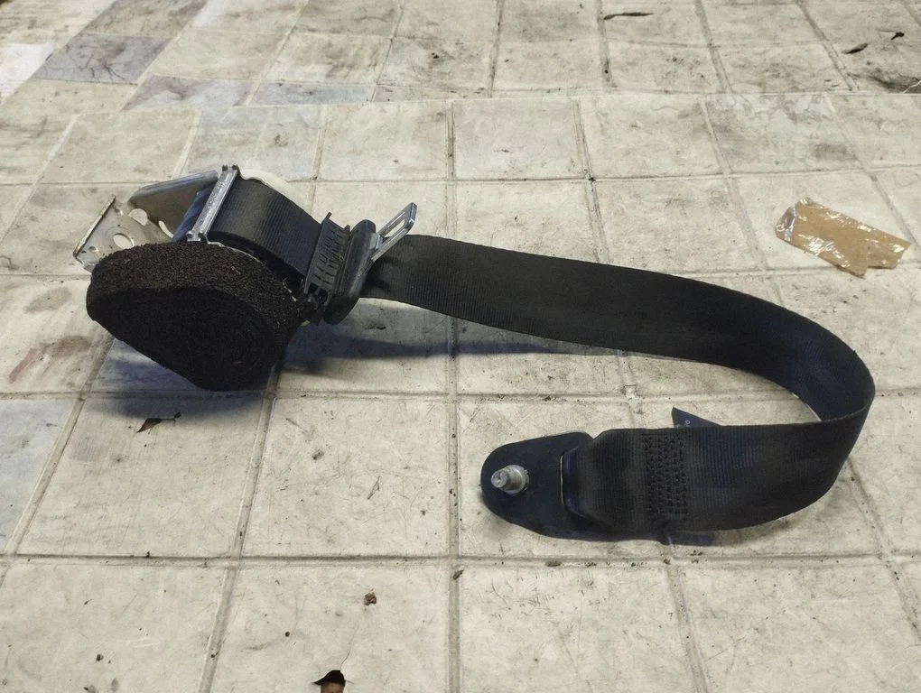 Tagumine turvavöö 9682036280