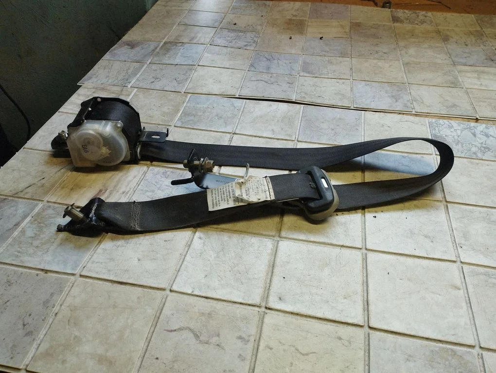 Rear seatbelt 0434018