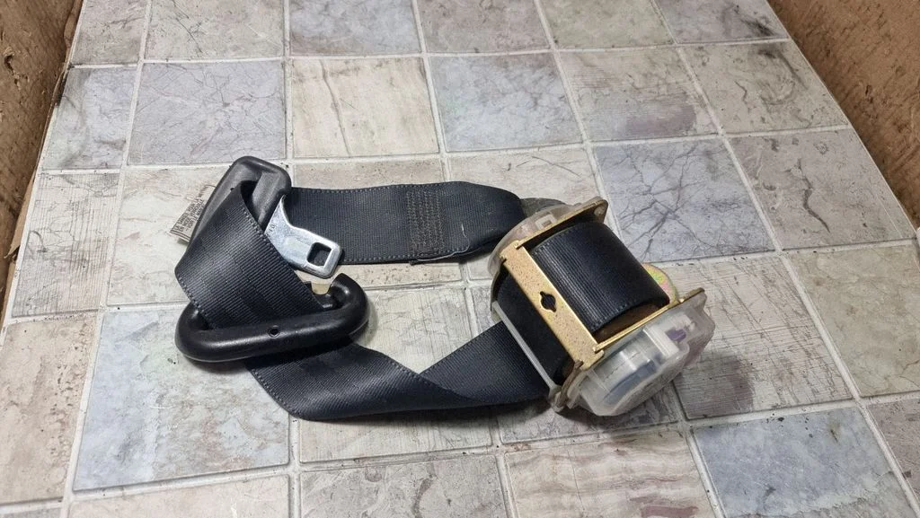 Rear seatbelt – Toyota Yaris Verso (1999-2005)