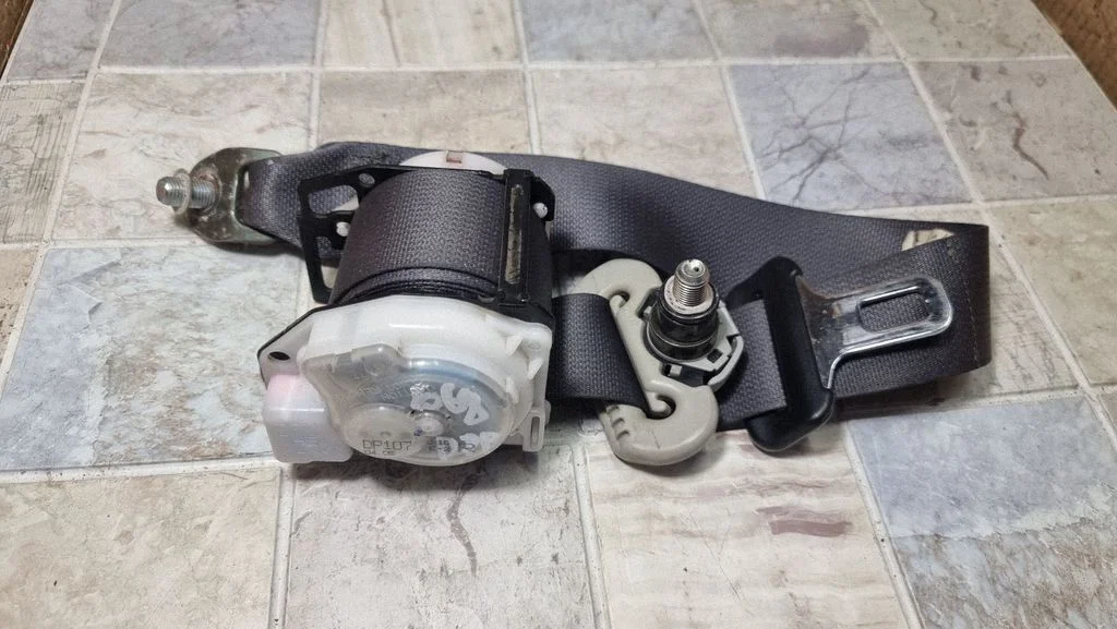 Rear seatbelt 8490454G1