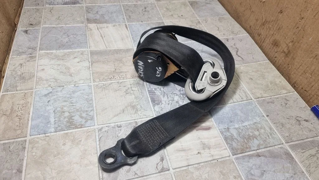Tagumine turvavöö 7M3857811C