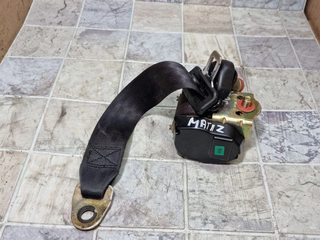 Rear seatbelt X1122A