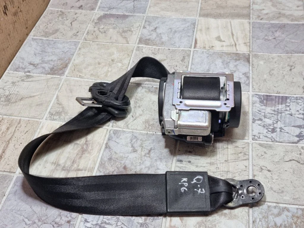 Rear seatbelt 606725800