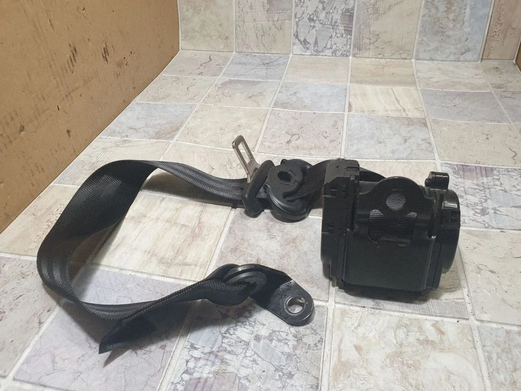 Aizmugurējā drošības josta 129956